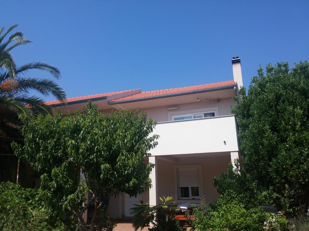 Apartment Emi Sukošan Szoba fotó